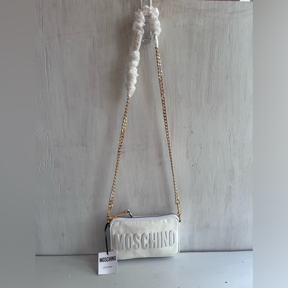 MOSCHINO Patent Leather Logo Shoulder Bag White - Picture 4 of 14